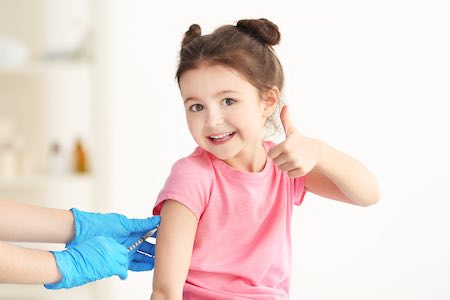 Szczepienie dzieci – konsultacja u neurologa dziecięcego