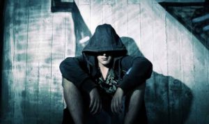 10 szybkich sposobów na poprawę nastroju, kiedy czujesz się przytłoczony