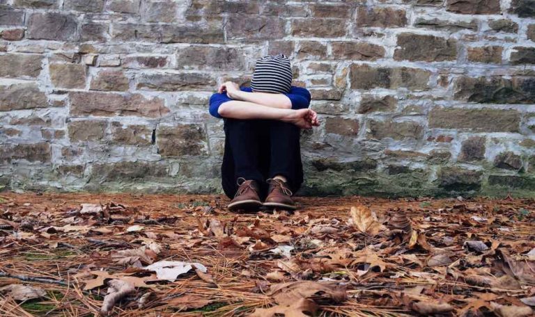 3 nawyki, które sprawiają, że jesteś wyczerpany emocjonalnie