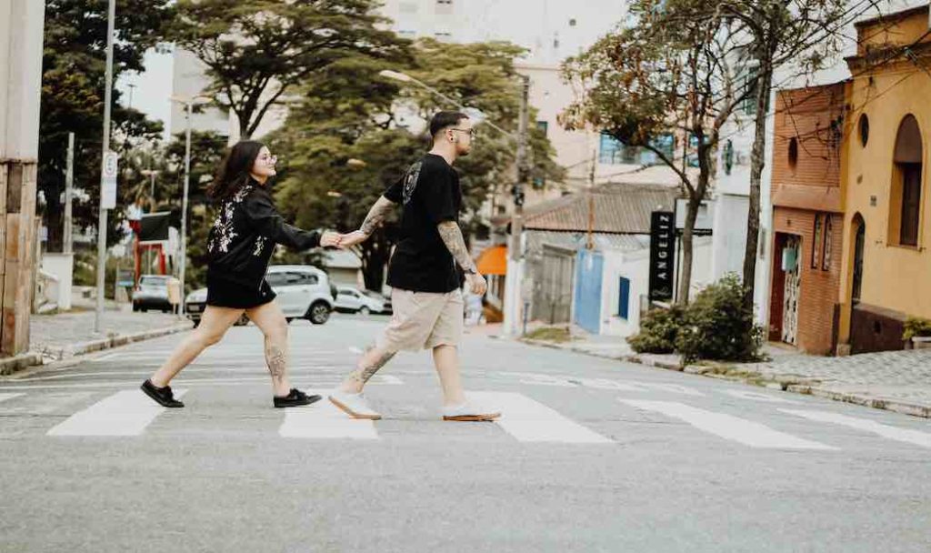 Jak złość w związku prowadzi do destrukcyjnych zachowań