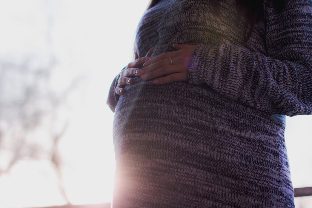 Psycholog, psychiatra: kiedy i w jaki sposób mogą pomóc kobiecie w ciąży?