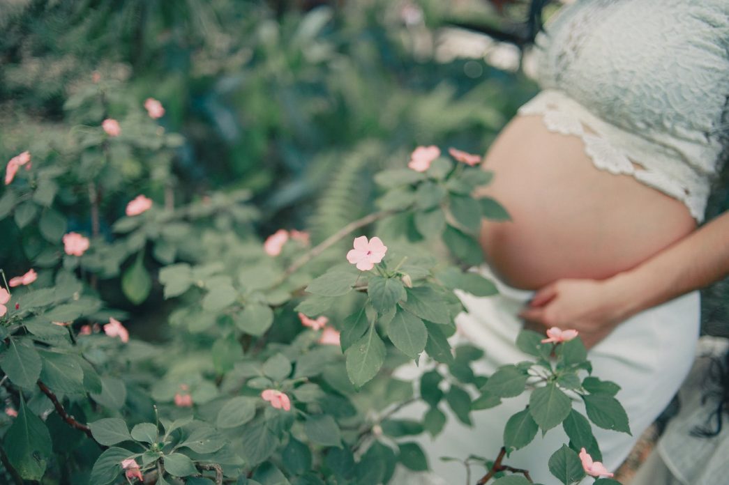 Niedoczynność tarczycy w ciąży: objawy, diagnostyka i leczenie