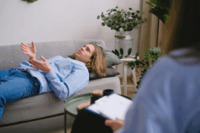 dlaczego psychoterapeuta nie udziela rad?