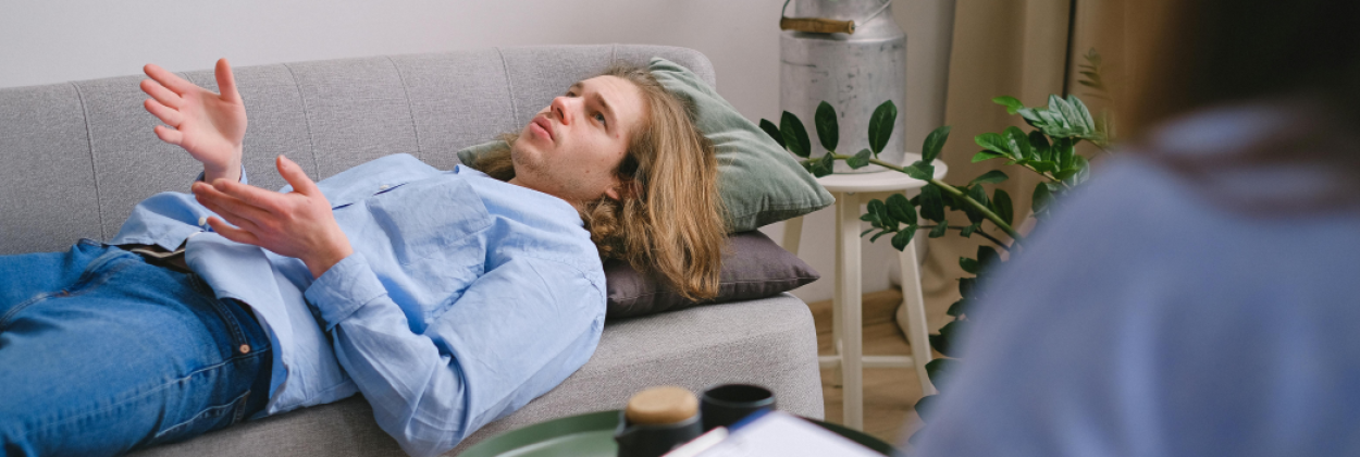 dlaczego psychoterapeuta nie udziela rad?